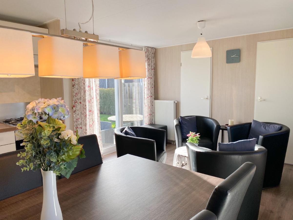 Kindvriendelijk Chalet Voor 6 Personen Se05 Serooskerke  Εξωτερικό φωτογραφία