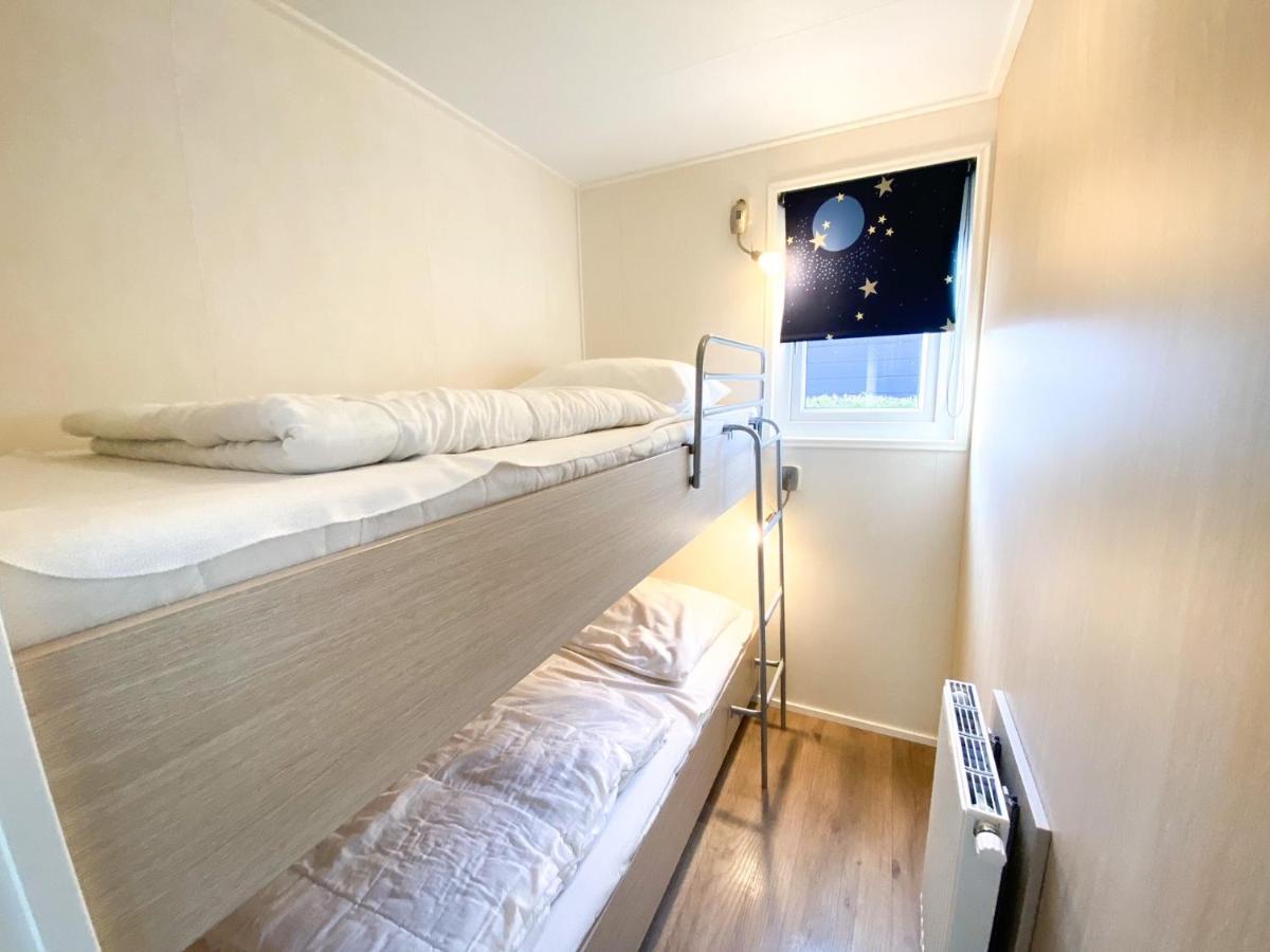 Kindvriendelijk Chalet Voor 6 Personen Se05 Serooskerke  Εξωτερικό φωτογραφία